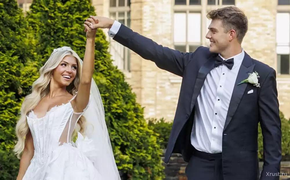 An NFL star married Nicolette Dellanno in New York's iconic cathedral
